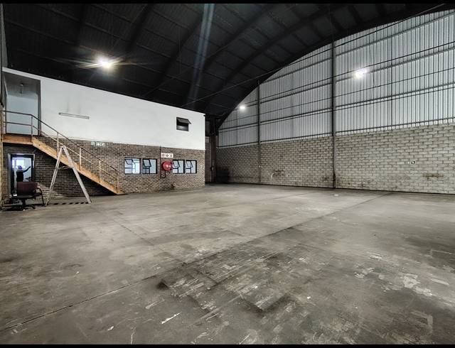 491M² WAREHOUSE TO LET IN DRIEHOEK